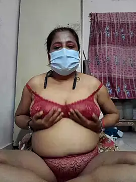 Snapshot of mature_mimi chatting on September 2025 05:57:01 PM mature mimi online show from September 2025 05:57:01 PM