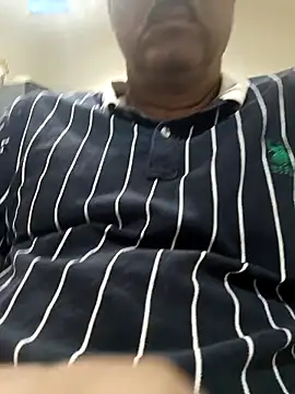 moonflower25 online show from November 2025 04:49:02 AM