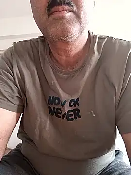 moonflower25 online show from January 2026 06:08:02 AM