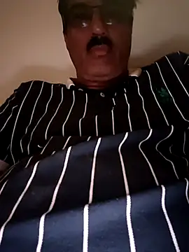 moonflower25 online show from November 2025 06:28:02 AM