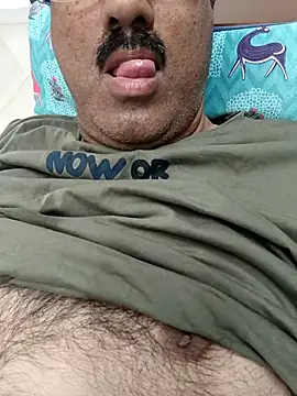 moonflower25 online show from February 2026 02:56:02 AM