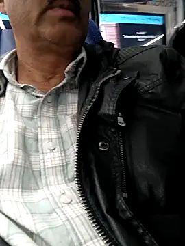 moonflower25 online show from February 2026 05:11:02 PM