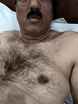 moonflower25 online show from December 2025 03:14:02 PM