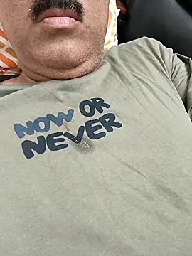 moonflower25 online show from February 2026 02:22:01 AM