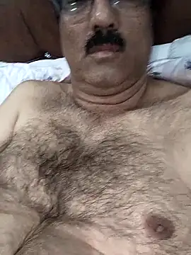 moonflower25 online show from December 2025 03:26:01 PM