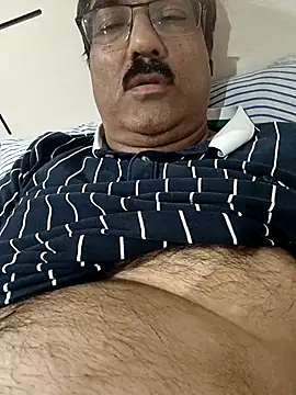 moonflower25 online show from November 2025 06:01:02 PM