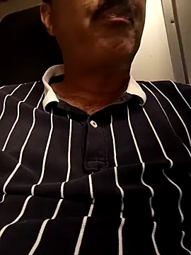 moonflower25 online show from April 2026 03:40:02 PM