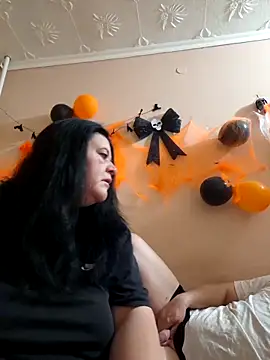 Snapshot of BlacReign chatting on October 2025 07:24:02 PM BlacReign online show from October 2025 07:24:02 PM