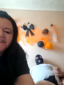 Snapshot of BlacReign chatting on October 2025 12:59:01 PM BlacReign online show from October 2025 12:59:01 PM