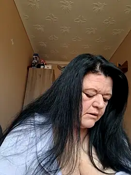 Snapshot of BlacReign chatting on November 2025 11:35:02 AM BlacReign online show from November 2025 11:35:02 AM