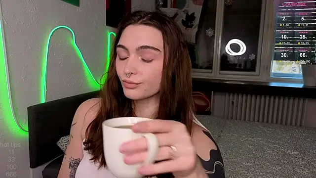 Snapshot of dorfmatratze__ chatting on December 2025 01:32:01 PM dorfmatratze online show from December 2025 01:32:01 PM