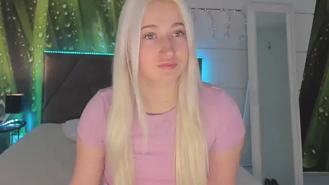 HollyTailors online show from March 2026 06:36:02 AM