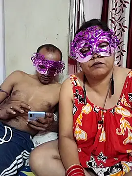 Snapshot of mature_friends chatting on May 2026 05:51:01 PM mature friends online show from May 2026 05:51:01 PM