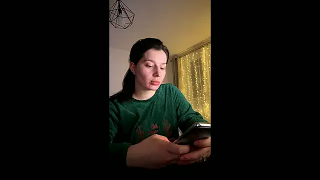 SweetNSteamy online show from December 2025 12:22:01 AM