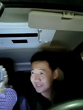 huanhuanaaaaa online show from April 2026 12:18:02 PM