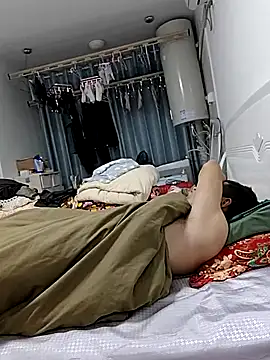 huanhuanaaaaa online show from June 2026 06:09:01 PM