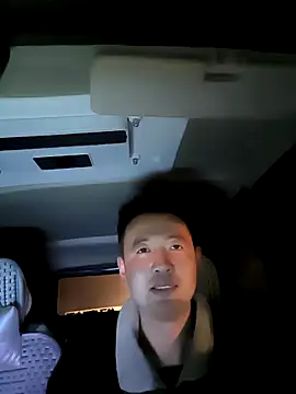 Snapshot of huanhuanaaaaa chatting on February 2026 10:37:01 AM huanhuanaaaaa online show from February 2026 10:37:01 AM