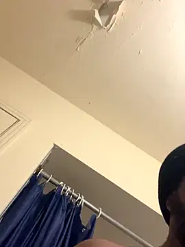 ThickDic28 online show from October 2025 10:38:02 PM