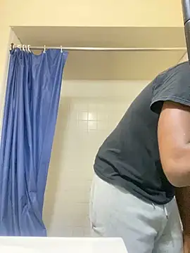 ThickDic28 online show from October 2025 11:30:01 PM