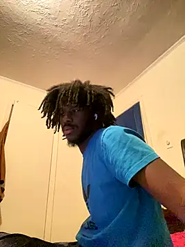 Snapshot of ThickDic28 chatting on December 2025 06:40:01 AM ThickDic28 online show from December 2025 06:40:01 AM