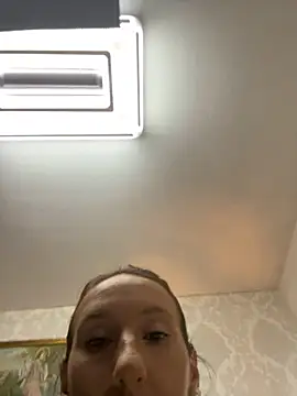 Emilia Mausi online show from December 2025 08:30:02 PM