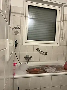 Emilia Mausi online show from February 2026 08:31:02 PM