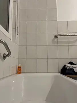 Emilia Mausi online show from September 2025 06:14:02 PM