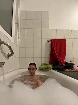 Emilia Mausi online show from September 2025 07:31:01 PM