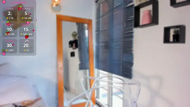 Aleexiiaa online show from April 2026 12:23:01 PM