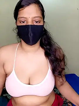 Snapshot of Rose-luckey chatting on October 2025 04:36:01 AM Rose-luckey online show from October 2025 04:36:01 AM