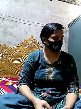 Snapshot of Rose-luckey chatting on November 2025 02:09:02 PM Rose-luckey online show from November 2025 02:09:02 PM