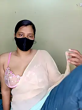 Snapshot of Rose-luckey chatting on October 2025 05:23:02 PM Rose-luckey online show from October 2025 05:23:02 PM