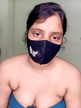 Snapshot of Rose-luckey chatting on November 2025 06:22:02 PM Rose-luckey online show from November 2025 06:22:02 PM