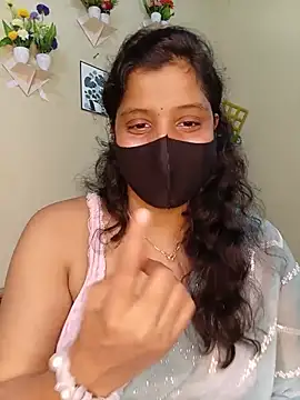 Snapshot of Rose-luckey chatting on July 2026 01:45:01 PM Rose-luckey online show from July 2026 01:45:01 PM