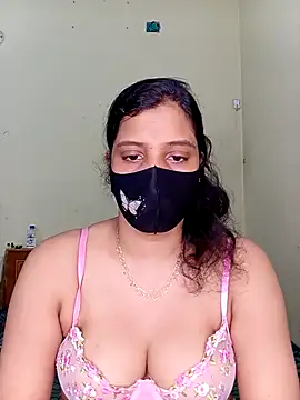 Snapshot of Rose-luckey chatting on November 2025 01:43:01 PM Rose-luckey online show from November 2025 01:43:01 PM