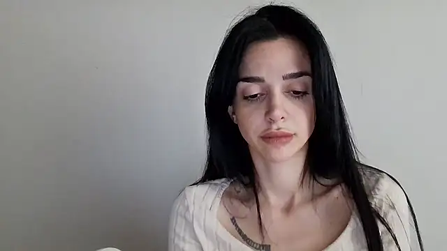 Snapshot of gglingeriee chatting on January 2026 11:28:01 AM gglingeriee online show from January 2026 11:28:01 AM