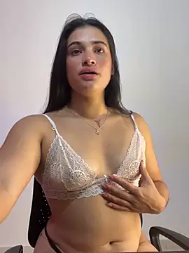 alice shyness online show from October 2025 04:25:01 AM