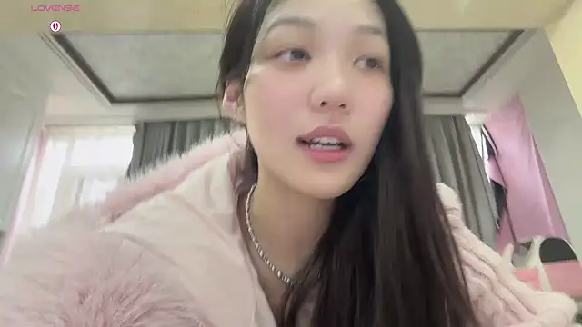 Yaya--728 online show from January 2026 03:32:01 AM