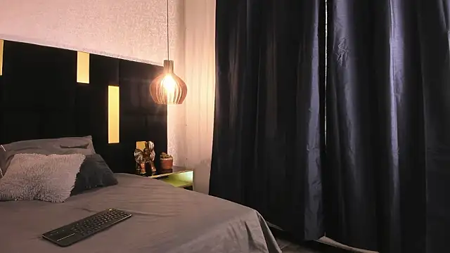 Lucio  Fox online show from February 2026 11:44:01 AM