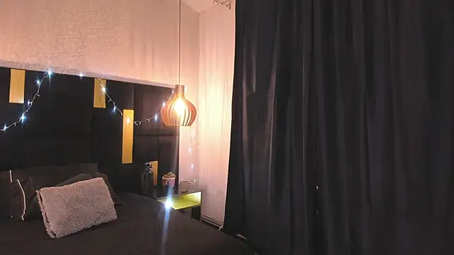 Lucio  Fox online show from December 2025 11:54:02 AM