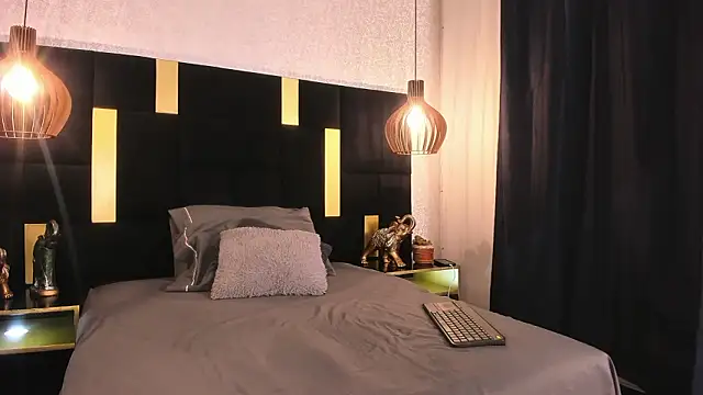 Lucio  Fox online show from February 2026 11:54:01 AM