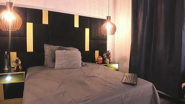 Lucio  Fox online show from February 2026 11:43:02 AM