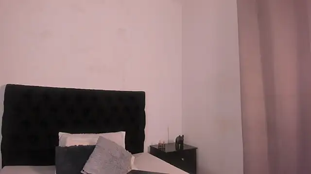 Lucio  Fox online show from November 2025 11:58:02 AM