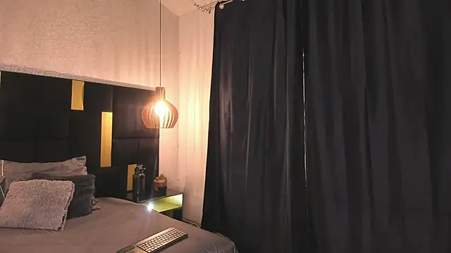 Lucio  Fox online show from January 2026 11:48:01 AM