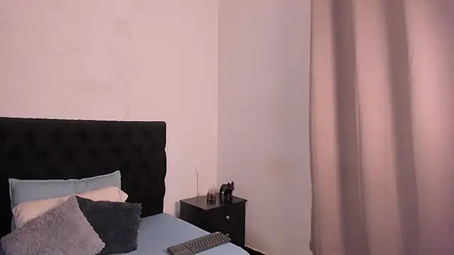 Lucio  Fox online show from November 2025 11:58:01 AM