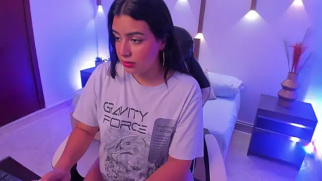 menny kiss online show from October 2025 02:21:03 AM