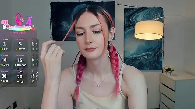 Snapshot of EasterBlink chatting on November 2025 10:53:02 AM EasterBlink online show from November 2025 10:53:02 AM