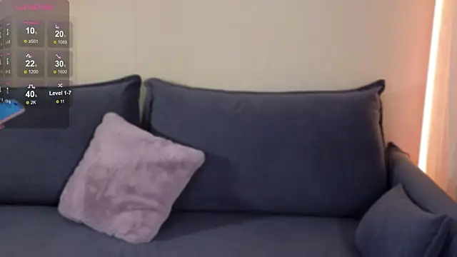 CarolineGuthrie online show from September 2025 01:59:02 PM
