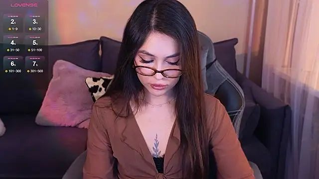 CarolineGuthrie online show from March 2026 03:50:02 PM