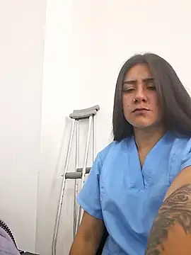 CAROLINE  07 online show from January 2026 01:51:01 PM